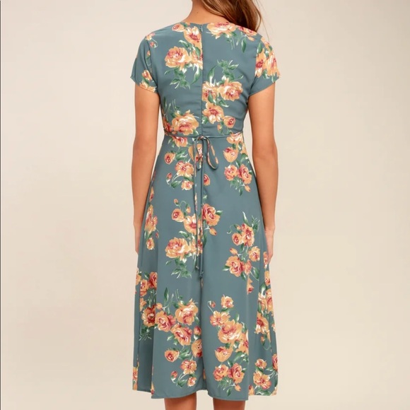 Dusty Sage Floral Midi Dress - Picture 3 of 3